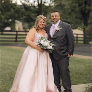 Meet your Posher, Ashlee